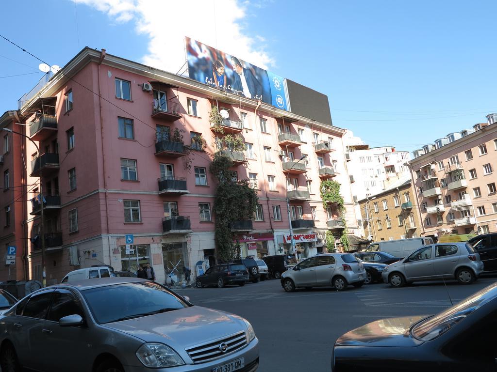 Samatsa Georgia Apartamento Tbilisi Exterior foto