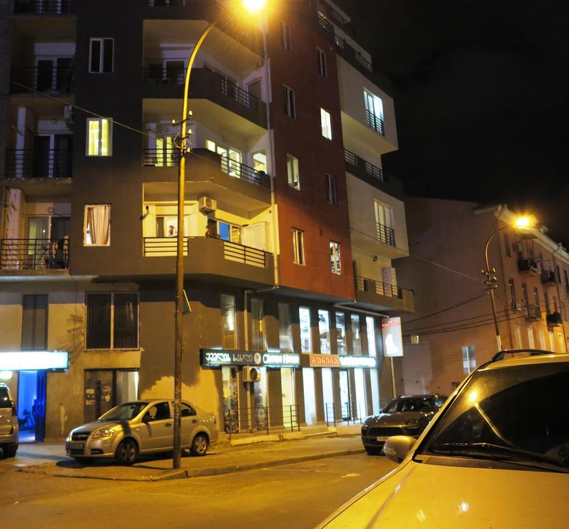Samatsa Georgia Apartamento Tbilisi Exterior foto