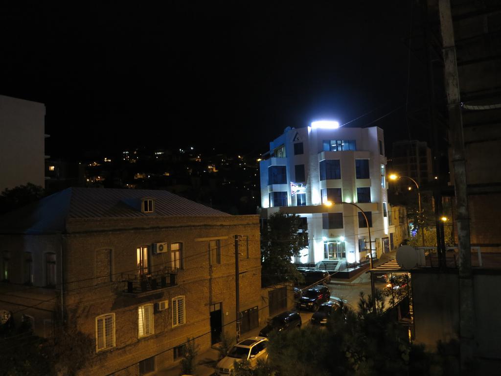 Samatsa Georgia Apartamento Tbilisi Exterior foto